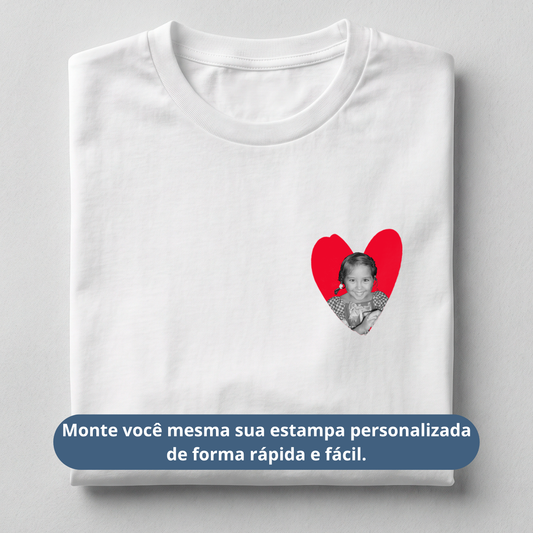 Camiseta Personalizada "Heart Frame"